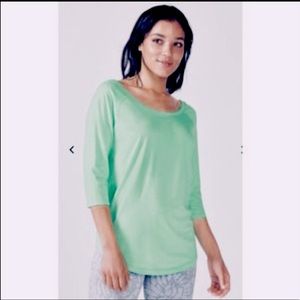 Fabletics Aventura 3/4 Sleeve Tee